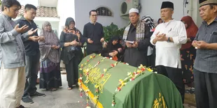 Tutup Usia, Anak George Taka Diberi Pesan Untuk Menjaga Sang Mama