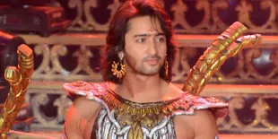 Ucapkan Ini, Shaheer Sheikh Umbar Senyum Manis Menawan