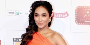 Uji Forensik Inggris Duga Jiah Khan Digantung Bukan Bunuh Diri
