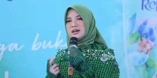 Uki Noah dan Beberapa Artis Hijrah, Begini Tanggapan Chacha Frederica
