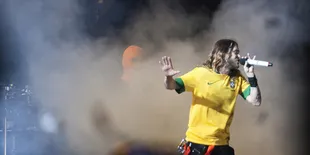 Ukraina Rawan Perang, 30 Seconds to Mars Tak Takut!