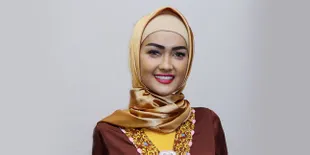 Ulang Tahun, Ibunda Julia Perez Gelar Pengajian di Rumah Sakit