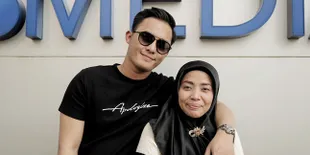 Ulang Tahun, Muzdalifah Bersyukur Punya Suami yang Perhatian dan Penuh Cinta