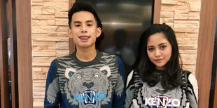 Ulang Tahun Pernikahan, Rachel Vennya Diberi Kue Berhias Uang Oleh Suaminya!