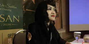 Umrah Kedua, Julia Perez Doa Dapat Keturunan