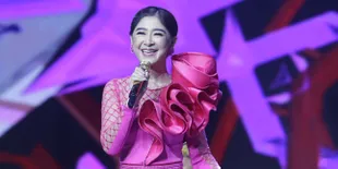 Unggah Foto Awal Pernikahan, Uut Permatasari Tampil Cantik Meski Tanpa Make Up
