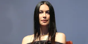 Unggah Foto Terbaru, Perut Six Pack Sophia Latjuba Curi Perhatian
