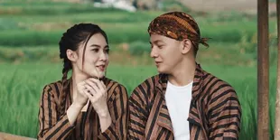 Upload Foto Bareng Dorry Harsa, Nella Kharisma: Nyicil Masak Untuk Sahur