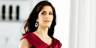 Ups, Katrina Kaif Ketahuan Ciuman di Tempat Umum