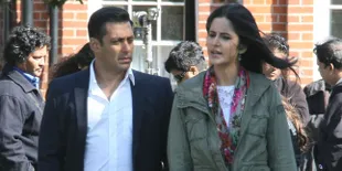 Ups, Pujian Manis Salman Khan Ini Bikin Katrina Kaif Tersipu Malu