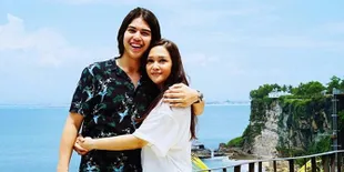 Usai Hadiri Pernikahan Maia Estianty di Tokyo, El Rumi Langsung Balik ke London