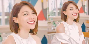 Usai Jadi Mualaf, Katty Butterfly Tampil Cantik Berhijab di Foto Selfie Terbaru