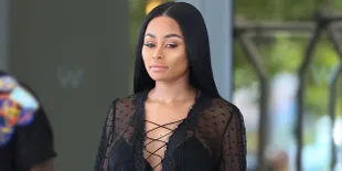 Usai Kembalikan Mobil Dari Rob K, Blac Chyna Beli Ferrari Baru