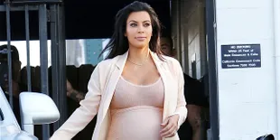 Usai Melahirkan Bayi Kedua, Kim Kardashian Sumbangkan 1000 Sepatu