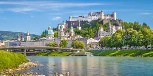 Usir Penat di Kota Kelahiran Mozart