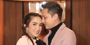 Ussy Sulistiawaty Ingin Berhijrah Bersama Dengan Andhika Pratama