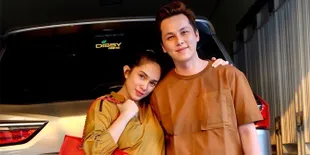 Ussy Sulistiawaty Ngaku Bodoh Banget Soal Urusan Imajinasi di Ranjang