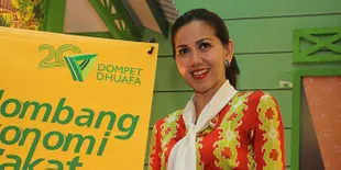Venna Melinda Apresiasi Profesi Penggali Makam