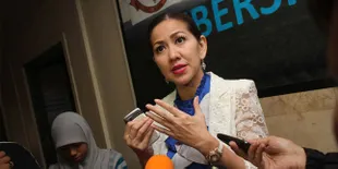 Venna Melinda: Tak Pernah Mimpi Puasa Tanpa Ditemani Anak