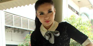 Vicky Shu Ikut Diet Deddy Corbuzier