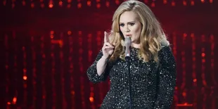 [Video] Adele Tampil Menawan di Oscar 2013