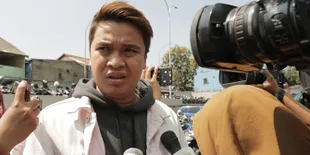 Video Adiknya Sedang Memarkir Beredar, Billy Syahputra Mengomel