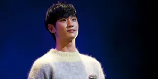 [Video] Antusiasme Fans Saat Kim Soo Hyun Tiba di Bandara Soetta