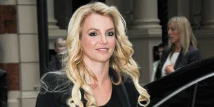 [Video] Britney Spears Dikhianati Pacar di Klip 'Parfume'