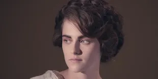 Video: Cantik! Kristen Stewart Bertransformasi Jadi Coco Chanel