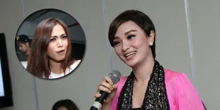 VIDEO: Dorong Kepala Jedar, Zaskia Gotik Dihujat Netizen