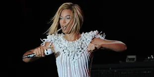 [Video] 'Drunk In Love', Beyonce 'Mabuk Cinta' di Tepi Pantai