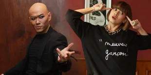[VIDEO] Ketika Deddy Corbuzier Cium &#38; Peluk Mesra Chika Jessica