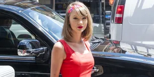 Video Klip Bad Blood Akan Premier di 2015 Billboard Music Awards