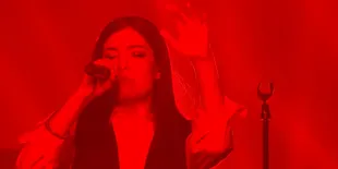 [VIDEO] Lorde 'Menjelma' Jadi Sosok David Bowie Dalam 3 Menit