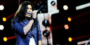 [Video] Mau Tahu Tutorial Goyang Ngangkang Virzha Idol?