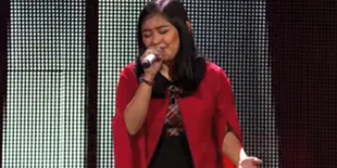 [Video] Suara Super Keren Cewek Ini Sihir 3 Coach The Voice Indo!