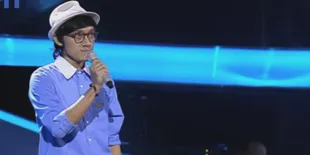 [VIDEO] Vibra Ajaib Cowok Berkacamata Ini Bikin Lututmu Gemetar!