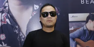 Viral! Sandhy Sondoro Ketahuan Nge-Like Postingan Porno di Twitter