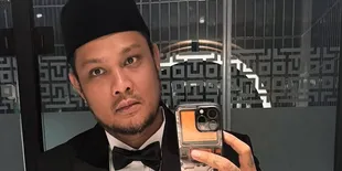 Virgoun Resmi Nikahi Lindi Fitriyana, Ibunda Eva Manurung Tampak Hadir di Tengah Keluarga