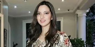 Virtual Photoshoot, Nia Ramadhani Tampil Cantik Banget Pakai Kerudung