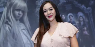 Waduh! Terlalu Santai Saat Hamil, Aura Kasih Sampai Kena Amuk Suami