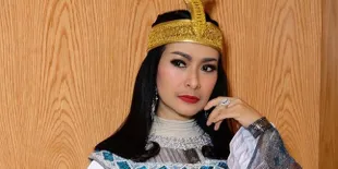Wajah Iis Dahlia Tanpa Riasan Make Up Ramai Jadi Sorotan, Netizen Julid: Gue Kira Cowok Gondrong