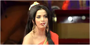 Wajah Makin Tirus, Ada Apa Dengan Pooja Sharma?