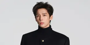 Wang Anyu Resmi Bergabung dengan Celine, Jadi Brand Ambassador Pria Pertama dari China