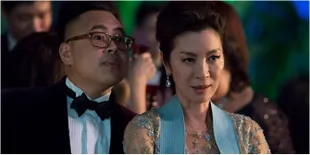 Wawancara Eksklusif Michelle Yeoh, Calon Ibu Mertua Super Kaya di 'CRAZY RICH ASIANS'