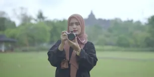 Woro Widowati, Pedangdut Cantik Asal Magelang Rilis Lagu Terbaru Dengan Kemegahan Candi Borobudur