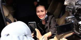 Yakin Dengan Keputusannya, Ayu Ting Ting Pastikan Pernikahannya dengan Adit Jayusman Batal