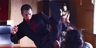 'YAKUZA APOCALYPSE', Yayan Ruhian Jadi Gangster Gahar Penuh Tato!