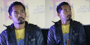 Yama Carlos Latihan Baris-berbaris Dengan Paskibra Demi 'SIAP GAN!'