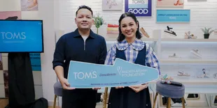 Yayasan Milik Andien Berkolaborasi dengan TOMS Shoes, Ajak Masyarakat Peduli Pendidikan Anak-anak Kurang Mampu